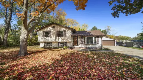 402 Mallard Rd, Winnebago, IL 61088