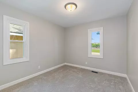 802 Maple Ln, Geneva, IL 60134 photo 15