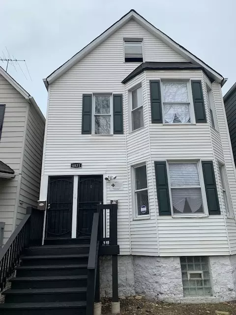 6831 S Calumet Ave, Chicago, IL 60637