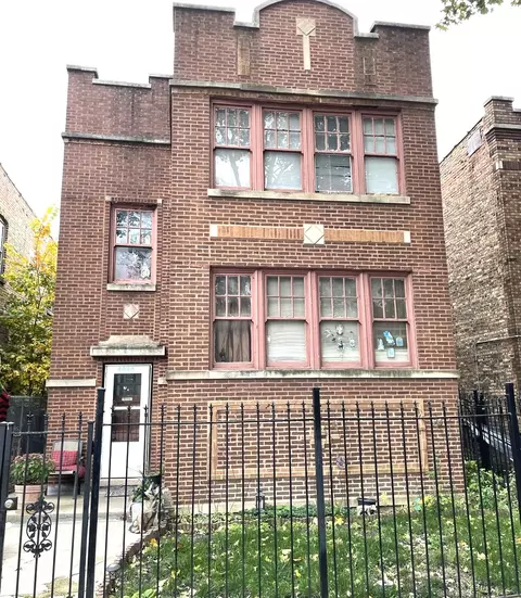 4323 W Potomac Ave, Chicago, IL 60651
