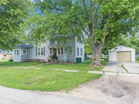 202 High St, Maple Park, IL 60151 photo 2