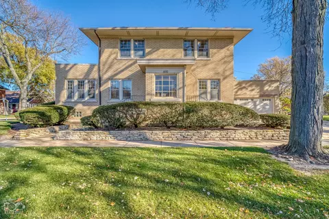 610 N William St, Joliet, IL 60435