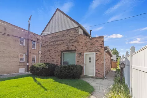 7165 W Hood Ave, Chicago, IL 60631