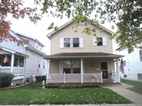 7733 W 66th St, Summit, IL 60501
