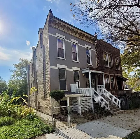 2937 W Jackson Blvd, Chicago, IL 60612