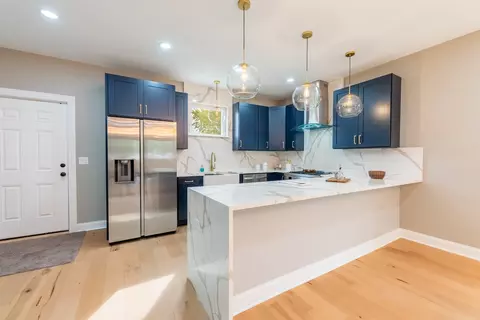 1453 N Parkside Ave, Chicago, IL 60651 photo 16