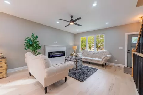 1453 N Parkside Ave, Chicago, IL 60651 photo 3