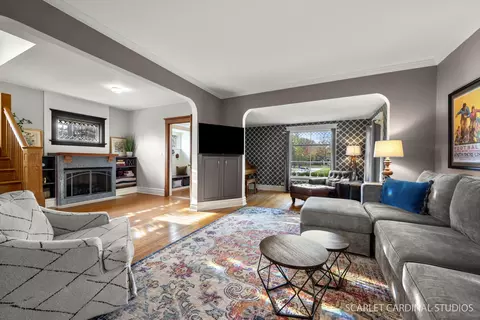 1235 Golf Cir, Wheaton, IL 60189 photo 9