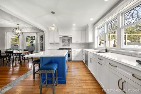 1235 Golf Cir, Wheaton, IL 60189 photo 3
