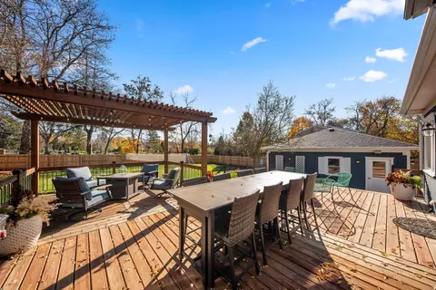 1235 Golf Cir, Wheaton, IL 60189 photo 28