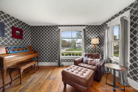 1235 Golf Cir, Wheaton, IL 60189 photo 10