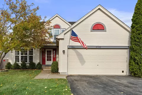 2102 W Wicklow Ln, Round Lake, IL 60073