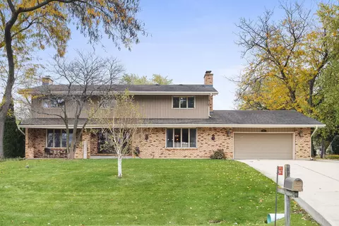 5 N471 Santa Fe Trl, Bloomingdale, IL 60108
