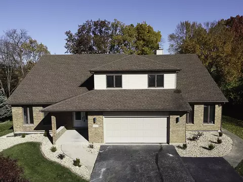 865 Bonnie Brae Ln, Bolingbrook, IL 60440