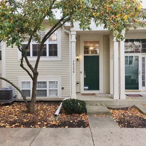 34306 N Barberry Rd #34306, Round Lake Beach, IL 60073