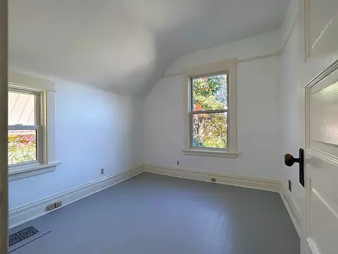 2420 Grant St, Evanston, IL 60201 photo 13
