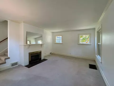 2420 Grant St, Evanston, IL 60201 photo 4