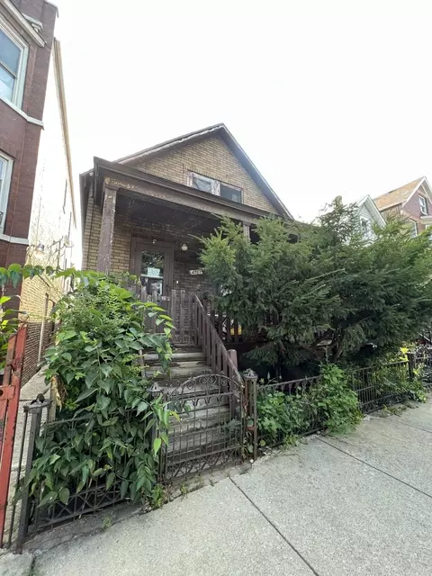 4737 S Wolcott Ave, Chicago, IL 60609