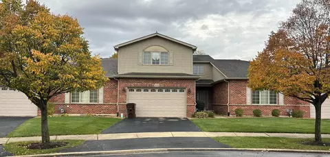 18748 Kestrel Ave, Mokena, IL 60448
