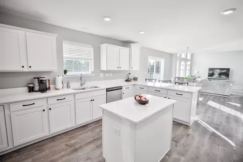 13514 Arborview Cir, Plainfield, IL 60585 photo 4