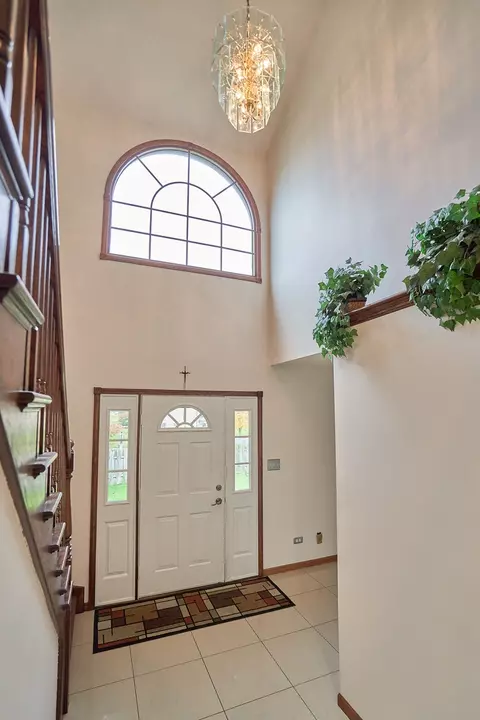 5259 Harcourt St, Oak Forest, IL 60452 photo 3