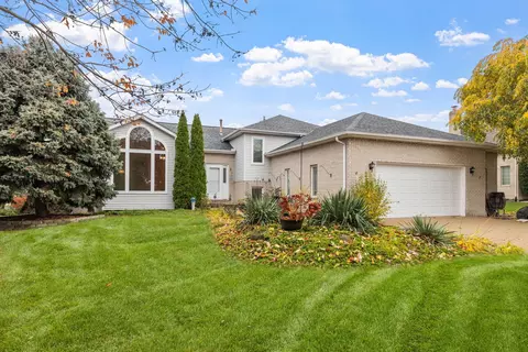 1075 Midnight Pass, New Lenox, IL 60451