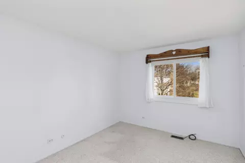 636 Claridge Cir, Hoffman Estates, IL 60169 photo 20