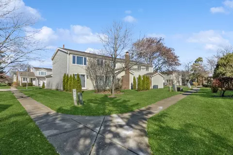 636 Claridge Cir, Hoffman Estates, IL 60169 photo 27