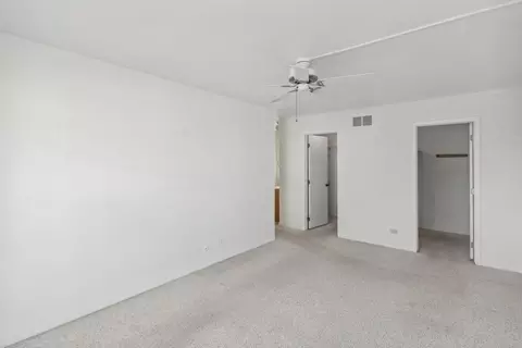 636 Claridge Cir, Hoffman Estates, IL 60169 photo 18