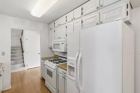 636 Claridge Cir, Hoffman Estates, IL 60169 photo 11