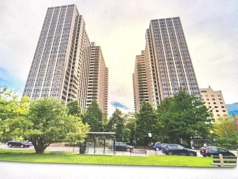 4250 N Marine Dr #434, Chicago, IL 60613