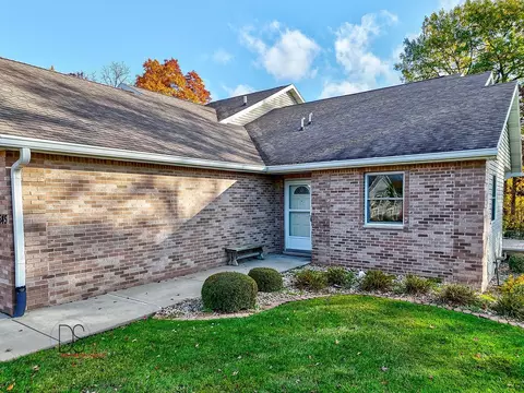 2545 Reynolds Manor Dr #2545, Ottawa, IL 61350