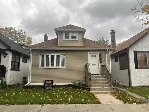 7640 S Luella Ave, Chicago, IL 60649