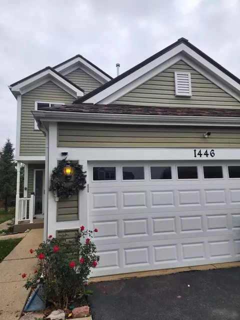 1446 Exeter Ln, South Elgin, IL 60177