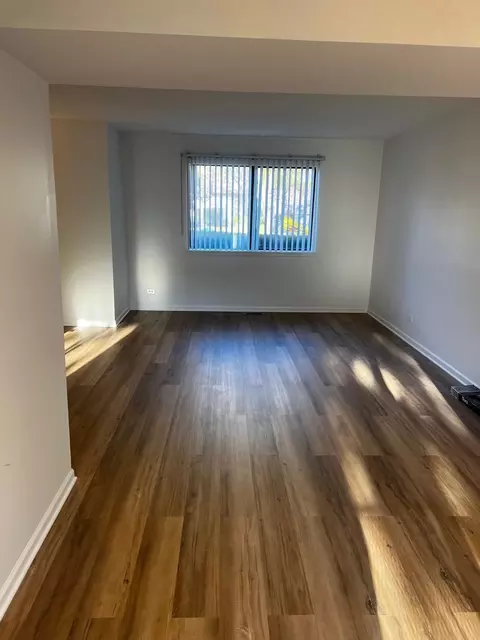 491 S Navajo Trl, Wheeling, IL 60090 photo 6