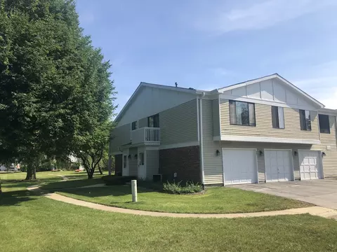 401 Tyler Ct #401, Vernon Hills, IL 60061