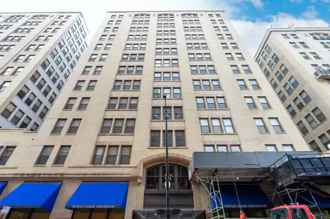 740 S Federal St #403, Chicago, IL 60605