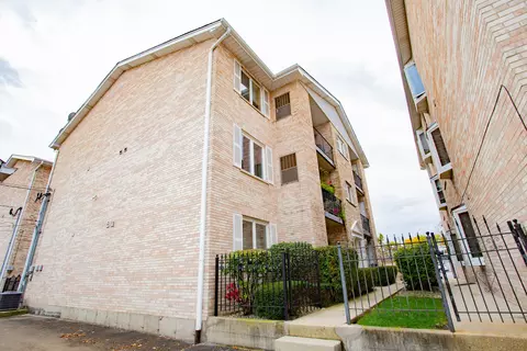5413 N Milwaukee Ave #1B, Chicago, IL 60630