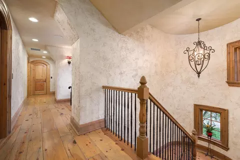 675 N Eagle St, Naperville, IL 60563 photo 24