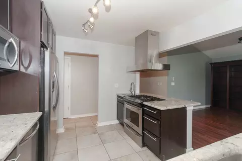 2170 Savannah Rd, Elgin, IL 60123 photo 8