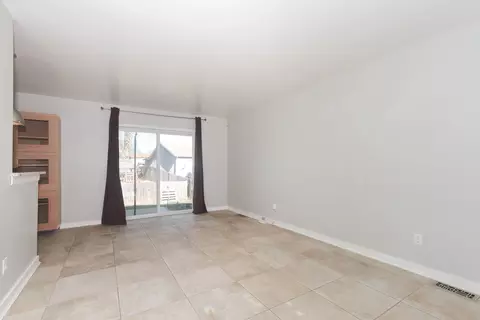 2170 Savannah Rd, Elgin, IL 60123 photo 5