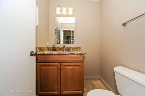 974 Ridgefield Ln, Wheeling, IL 60090 photo 10