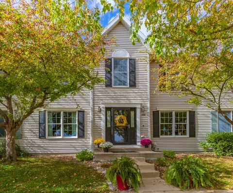 1405 Hull St, Normal, IL 61761