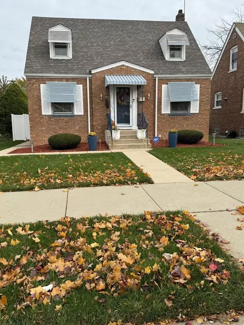 7305 S Troy St, Chicago, IL 60629