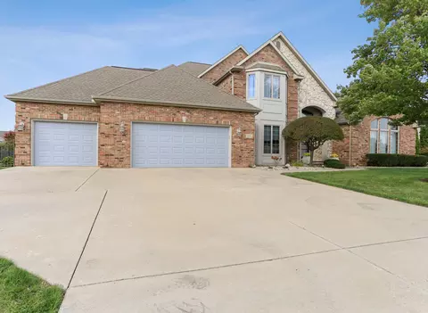 1617 Mullikin Dr, Champaign, IL 61822