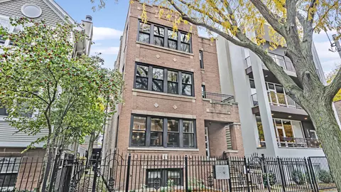 2310 N Leavitt St #1, Chicago, IL 60647