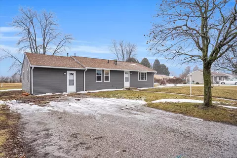 724 Scott St, Hoopeston, IL 60942