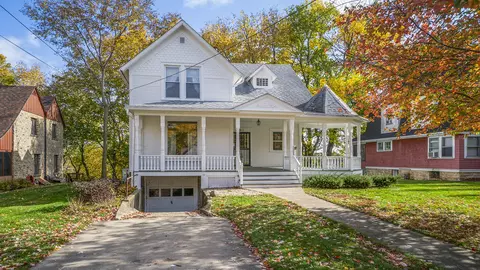 311 N 3rd St, Oregon, IL 61061