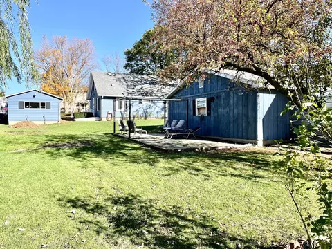 305 W Grant St, Lostant, IL 61334 photo 31