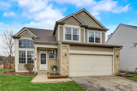 621 N White Ln, Hainesville, IL 60030